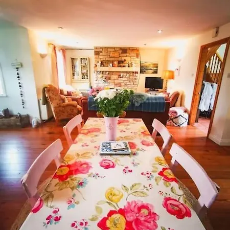 Semesterbostad Orchard *